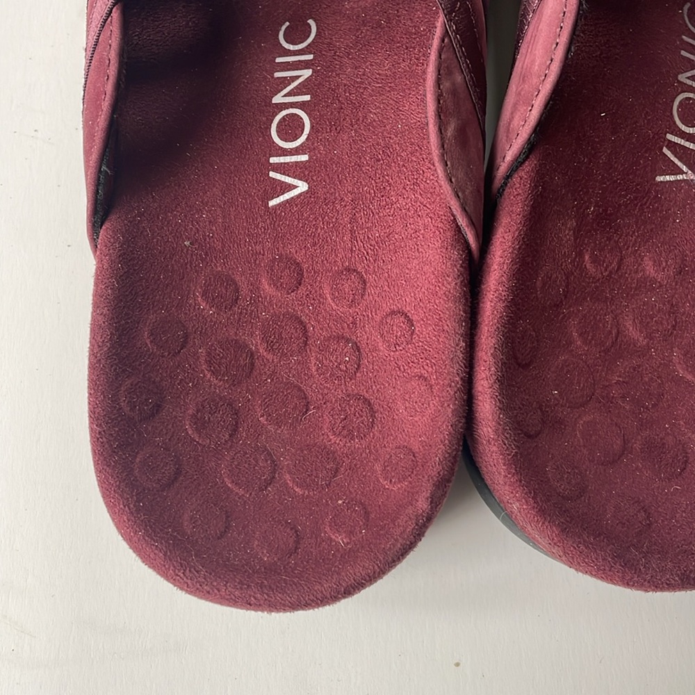 Vionic Rest Claire Suede Slip On Orthaheel Mule Clog Shoe 9 Maroon - Picture 8 of 8